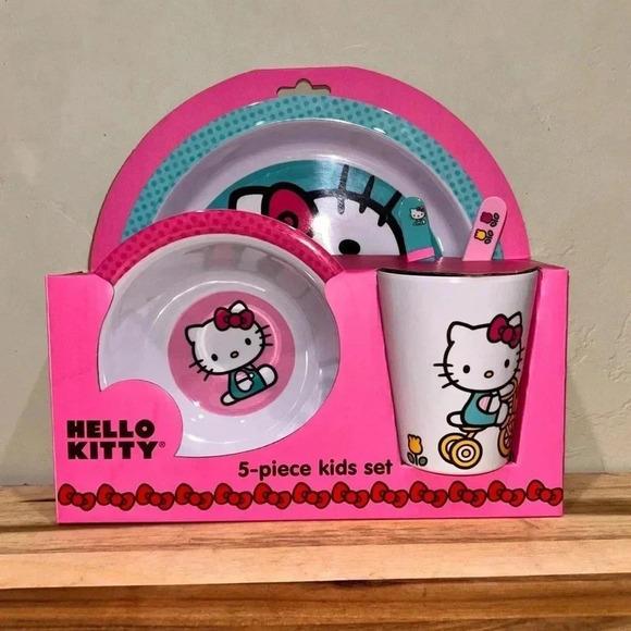 Sanrio Other - Hello Kitty 5 piece children’s dish set. 100% Melamine. Made by Sanrio